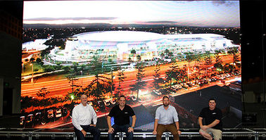 การประชุม Gold Coast ของออสเตรเลียพร้อมจอแสดงผล LED ให้เช่า TBC D ซีรี่ส์ P4.81 อัตราการรีเฟรชสูง
